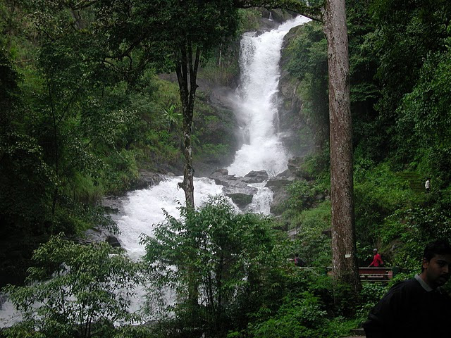 Iruppu Falls