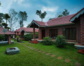 Coorg homestay with nature views in Srimangala Kutta