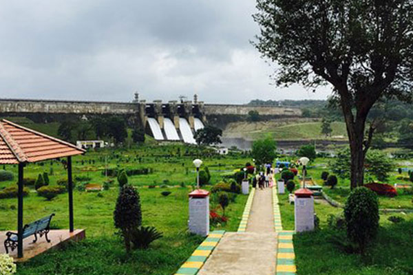 Harangi Reservoir Coorg Harangi Reservoir and dam near Coorg, a scenic water body