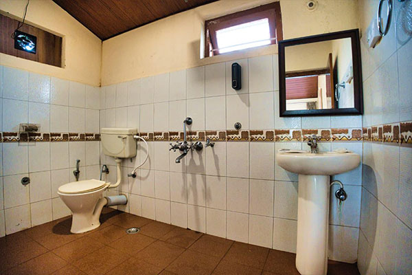 Room with private bathroom at Coffee County Coorg